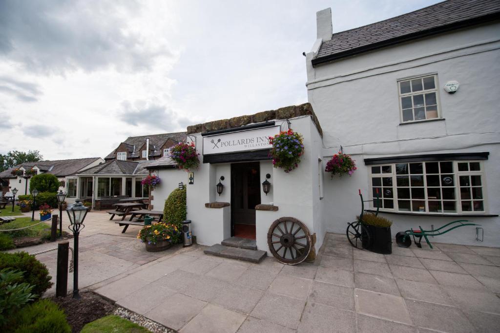 Pollards Inn Willaston  Екстер'єр фото