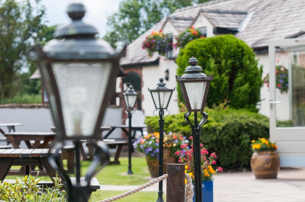 Pollards Inn Willaston  Екстер'єр фото